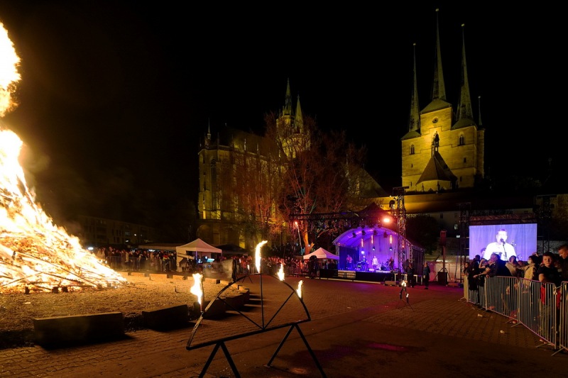 Domplatz2022-04-30-02