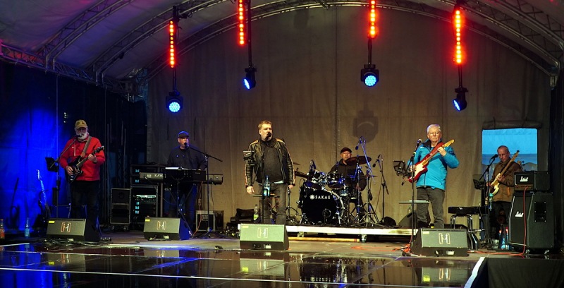 Domplatz2022-04-30-08