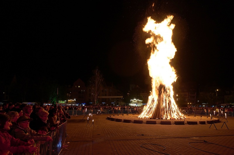 Domplatz2022-04-30-15